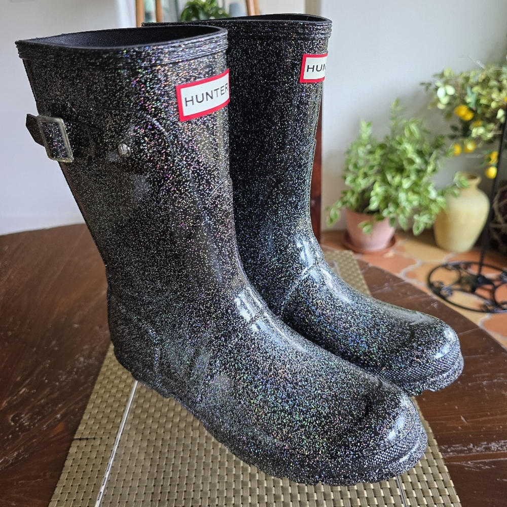 EUC Hunter Black Glitter Rain Boots 7 - Picture 14 of 14